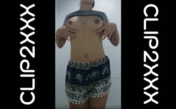 คลิปโป๊Onlyfansน้องถ่ายในห้องน้ำโชว์เบา เขย่าหัวใจ – Asian_sexdoll
